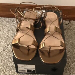 BANANA REPUBLIC BRONZE LEATHER DEMI WEDGE ANKLE TIE GLADIATOR SANDALS